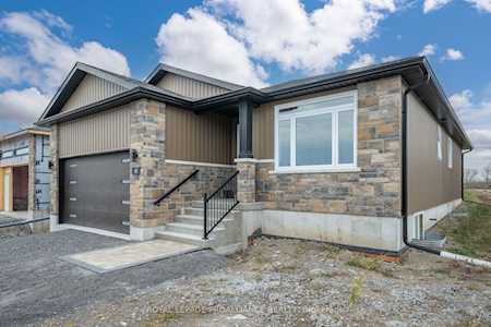 building a new home in Belleville, Ontario